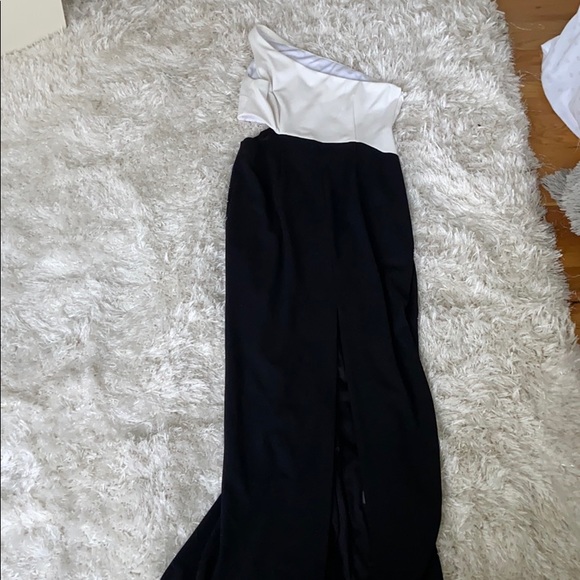 Black and White Formal Calvin Klein Dress! - Picture 2 of 4